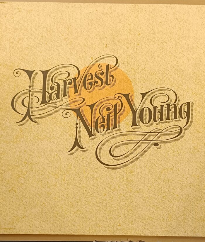 HARVEST NEIL YOUNG